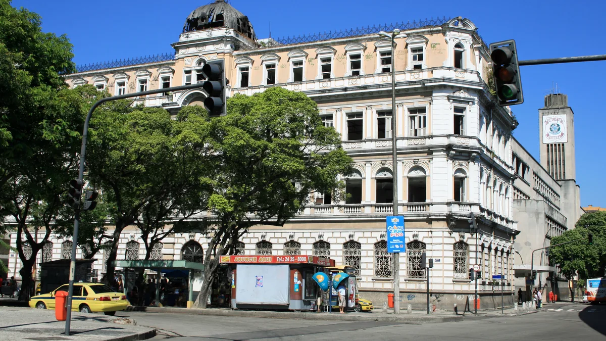 Palacete Dom João VI, prédio histórico que integra o Museu de Arte do Rio